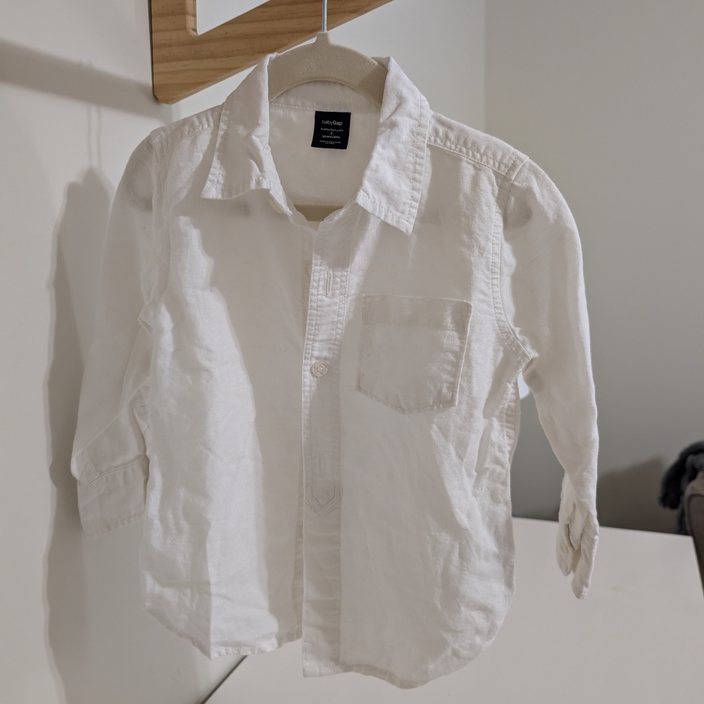 2T GAP White Casual Button Down Dress Shirt